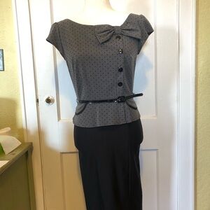 One-Piece Vintage Style Curve Hugging Dress